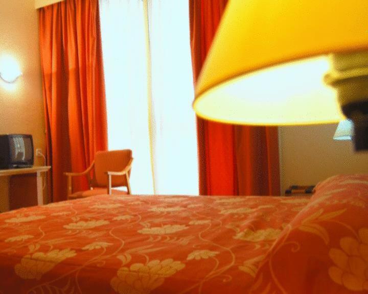 Hotel Central Caravaca Caravaca De La Cruz Bagian luar foto