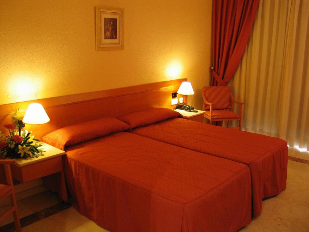 Hotel Central Caravaca Caravaca De La Cruz Bagian luar foto